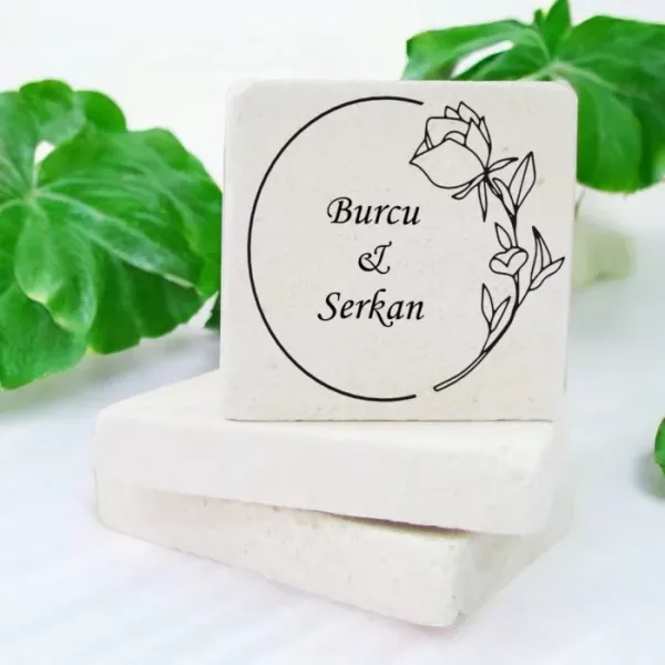 Kişiye Özel Düğün ve Nişan Beyaz Gül Tasarımlı Taş Magnet 15 Adet