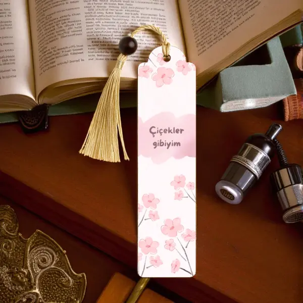 Çiçekler Gibiyim Kitap Ayracı - Çiçek Temalı Tasarım