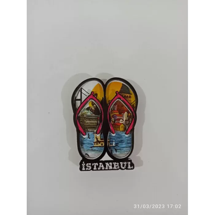 Ahşap Kabartmalı 3D Baskılı İstanbul Terlik Tasarımlı Magnet