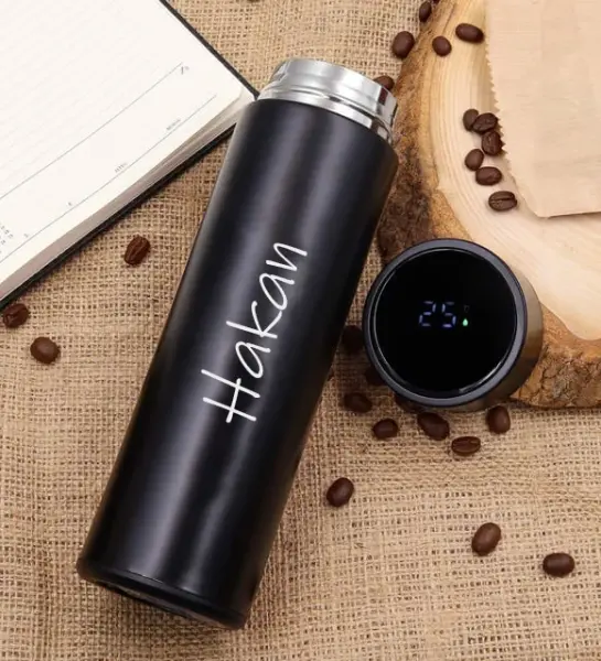 Kişiye Özel Siyah Premium Hediye Kutusu – Termos, Defter ve Godiva Çikolata Seti