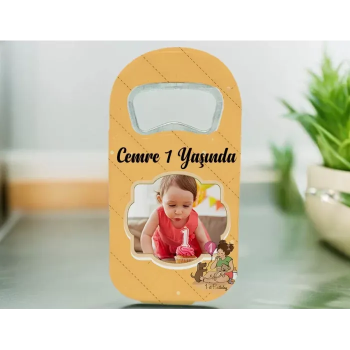 1 Yaş Kız Bebek Fotoğraflı Tasarımlı Açacak Magnet 15 Adet