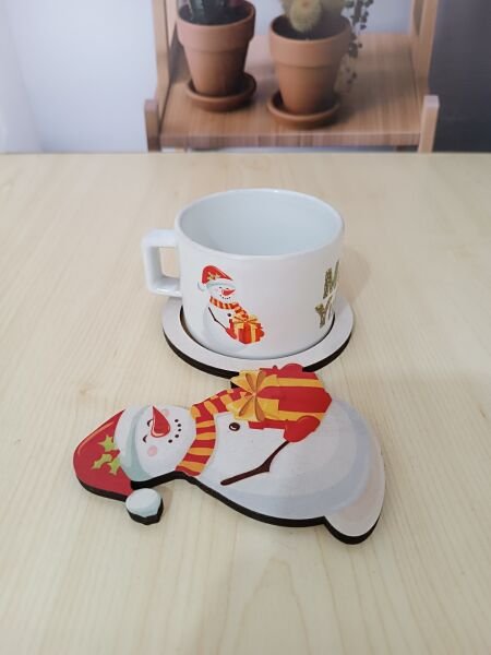 Kardan Adam Tasarımlı Ahşap Sunum Tabağı Kupa Set