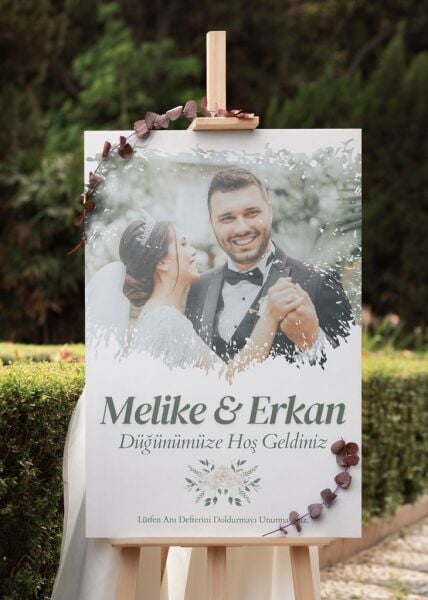 Karşılama Panosu Kişiye Özel Resimli Modeli Ahşap