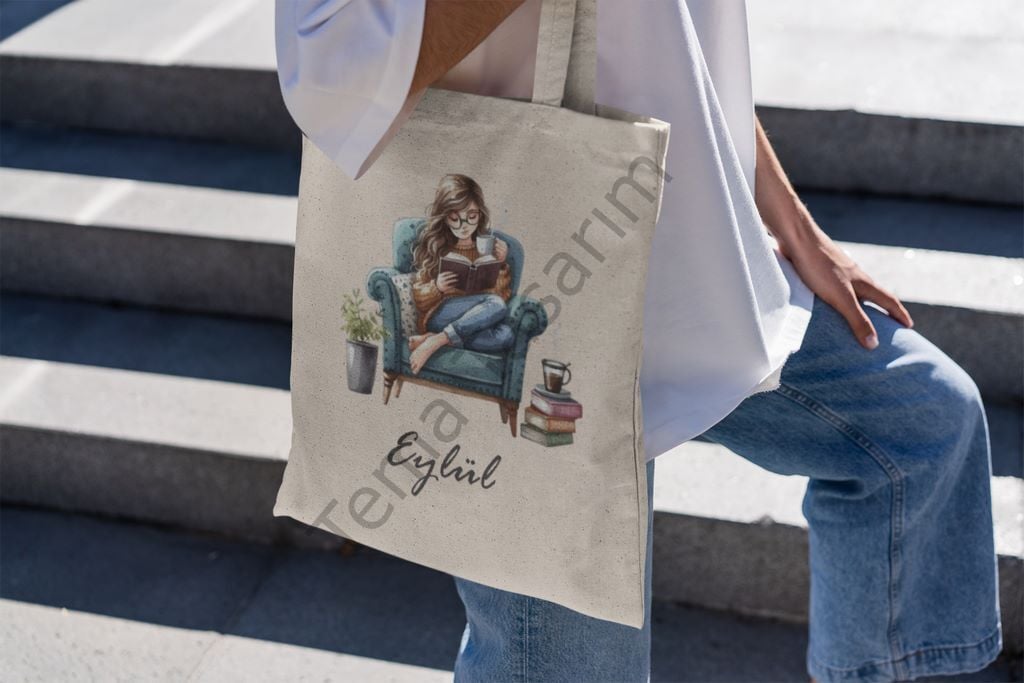 Kitap Okuyan Kız Desenli Kişiye Özel Ham Bez Çanta